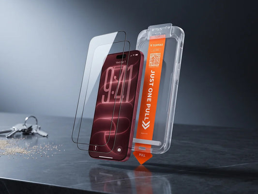 iPhone 18 Pro mit zwei Displayschutzgläsern, transparenter Hülle und Montagezubehör