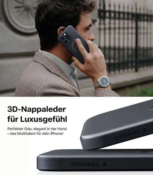 Mann im Hahnentrittmuster-Sakko telefoniert mit einem iPhone in TORRAS-Hülle; darunter Detailansicht der Hülle mit der Aufschrift "3D-Nappaleder für Luxusgefühl – Perfekter Grip, elegant in der Hand" und dem eingravierten TORRAS-Logo an der Seite